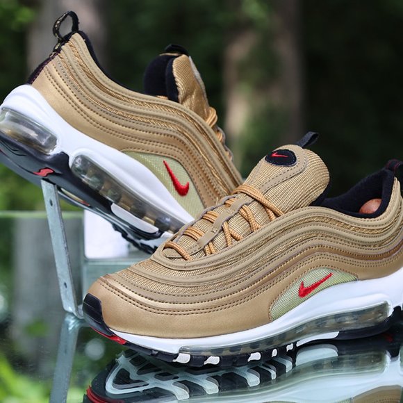 Nike Air Max 97 Metallic Gold Size 6Y - Picture 2 of 10